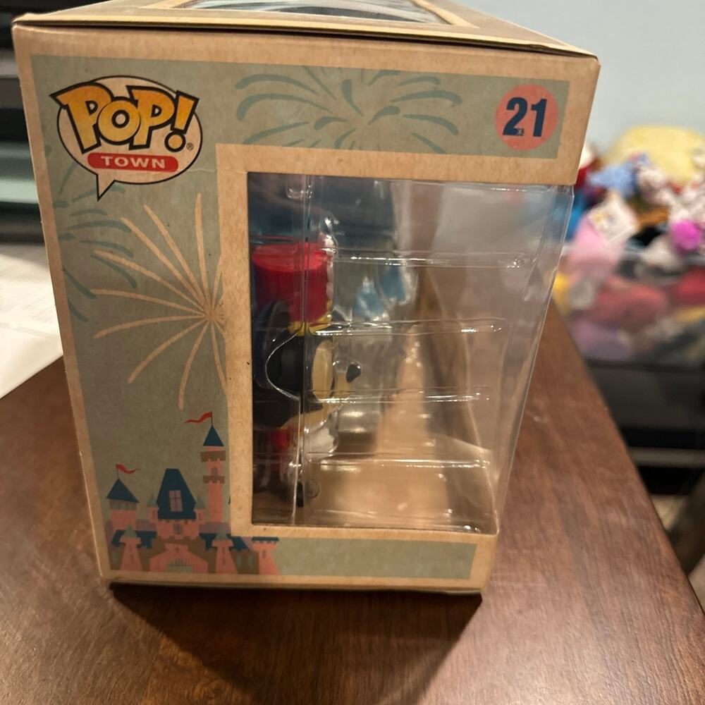 Sleeping beauty castle and mickey mouse Funko pop 21 (Listing #1) - Picture 2 of 6